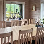 3 Bedroom Gorgeous In *