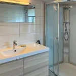 בית נופש 3 Bedroom Gorgeous In *